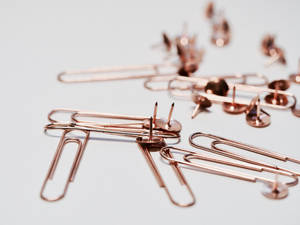 Rose Gold Aesthetic Paperclips Wallpaper