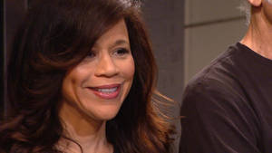 Rosie Perez The View Co-host Wallpaper