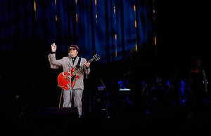 Roy Orbison Live Performance Wallpaper