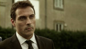 Rufus Sewell Zan Main Character Wallpaper