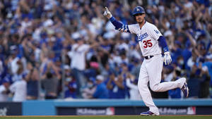 Running Cody Bellinger Focus Shot Wallpaper