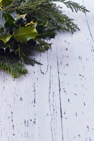Rustic Christmas Leaves Wallpaper