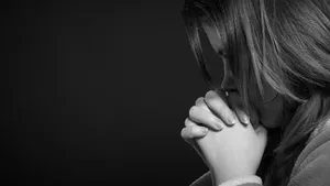 Sad Woman Night Pray Wallpaper