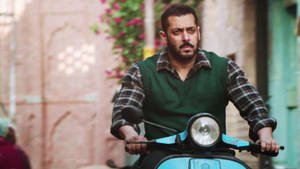 Salman Khan Sultan Riding Motorcycle Hd Wallpaper