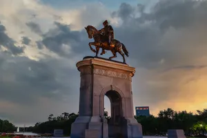 Sam Houston Monument In Texas Wallpaper
