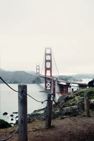 San Francisco Shrouded In Fog Wallpaper