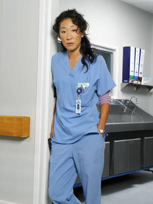 Sandra Oh As Cristina Yang In Grey's Anatomy Wallpaper