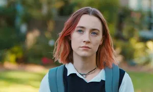 Saoirse Ronan As Christine Mcpherson Wallpaper