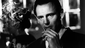 Schindler's List Oskar Schindler Liam Neeson Smoking Wallpaper