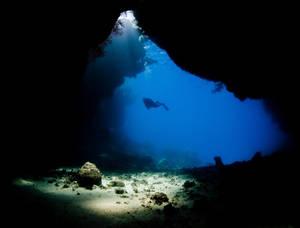Scuba Diving Sunlight Cave Wallpaper