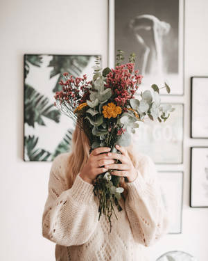 Sea Lavenders And Yarrow Flower Bouquet Wallpaper