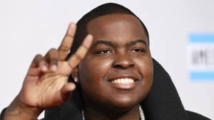 Sean Kingston Peace Sign Wallpaper