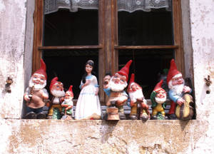 Seven Dwarfs Figurine Wallpaper