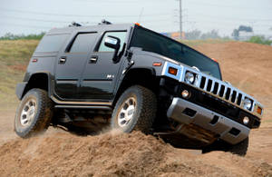 Shiny Black Hummer Wallpaper