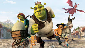 Shrek The Third Running With Crown Wallpaper