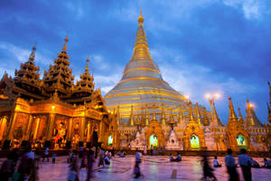 Shwedagon Pagoda Burma Wallpaper