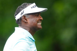 Side View Of Vijay Singh Wallpaper