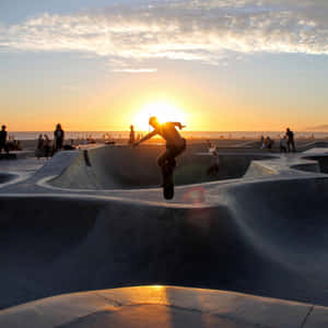 Skateboarder Sunset Silhouette Skatepark Wallpaper