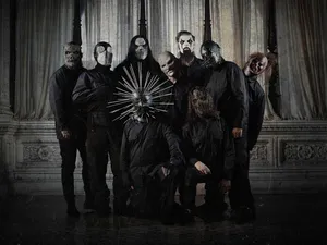 Slipknot Members At Dramatic Room Wallpaper