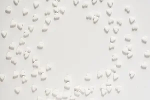 Small White Hearts Wallpaper