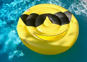 Smiley Floater Wallpaper