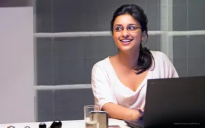 Smriti Mandhana Hd Glasses And Laptop Wallpaper