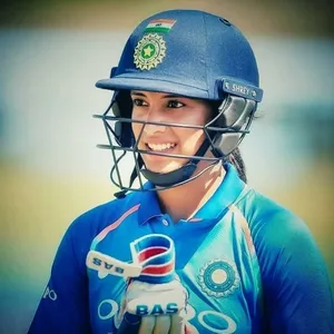 Smriti Mandhana Hd Smiling Wallpaper