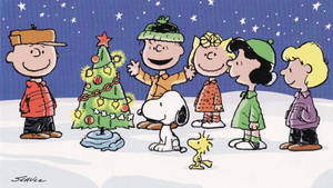 Snoopy Christmas Decorated Tree Wallpaper