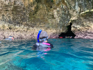 Snorkeling Cave Wallpaper