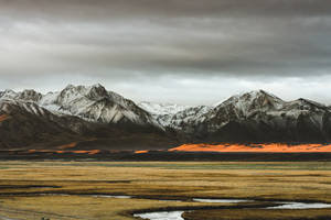 Snow-covered Mountain Macbook Wallpaper