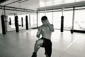 Song Yadong Kick Wallpaper