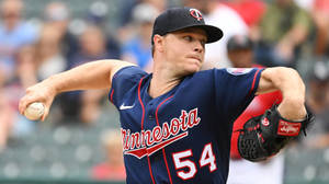 Sonny Gray Demonstrates Stellar Performance In Minnesota Twins Uniform Wallpaper