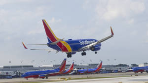 Southwest Airlines Plane Airport Landing Wallpaper