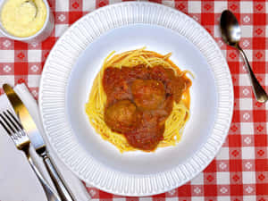 Spaghettiand Meatballs Dinner Wallpaper