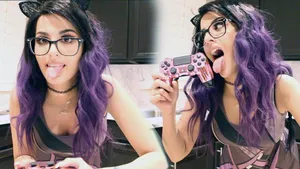 Sssniperwolf Purple Hair Wallpaper