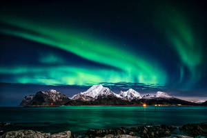 Starry Sky Northern Lights Wallpaper