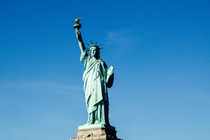 Statue Of Liberty In New York 4k Wallpaper
