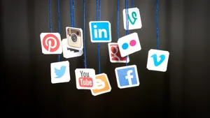 Stay Connected With Your Friends And Never Miss The Latest News With These Top Social Media Apps! Wallpaper