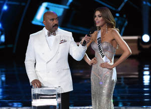 Steve Harvey With Ms. Colombia Wallpaper