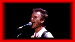 Sting Red Border Wallpaper