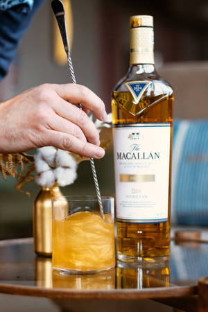 Stirring The Excellence - Macallan Whiskey Cocktail Wallpaper