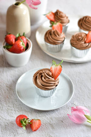 Strawberry Chocolate Cupcake Wallpaper