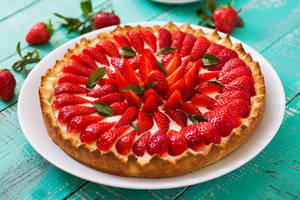 Strawberry Flower Pie Wallpaper