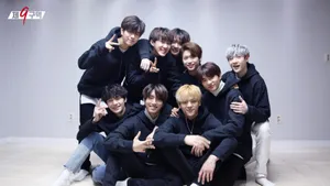 Stray Kids Lifts Our Spirits And Energizes Us In 2020 Wallpaper