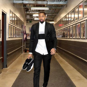 Stylish Spencer Dinwiddie Wallpaper