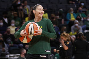 Sue Bird Warm-up Game Wallpaper