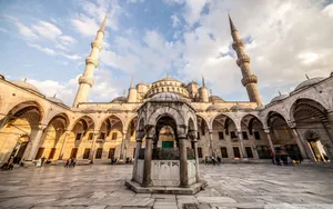 Sultan Ahmed Mosque, Istanbul, Turkey Wallpaper