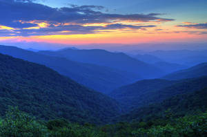 Sun Breaking Over Horizon Smoky Mountains Wallpaper