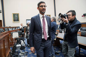 Sundar Pichai Testifies In The Court Wallpaper