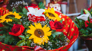 Sunflowers And Roses In Basket Wallpaper